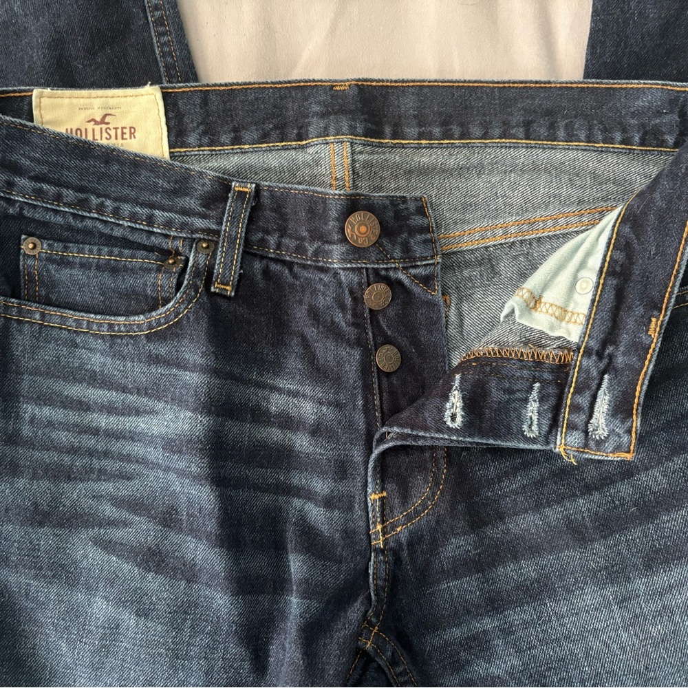 Hollister Men's Dark Blue Jeans